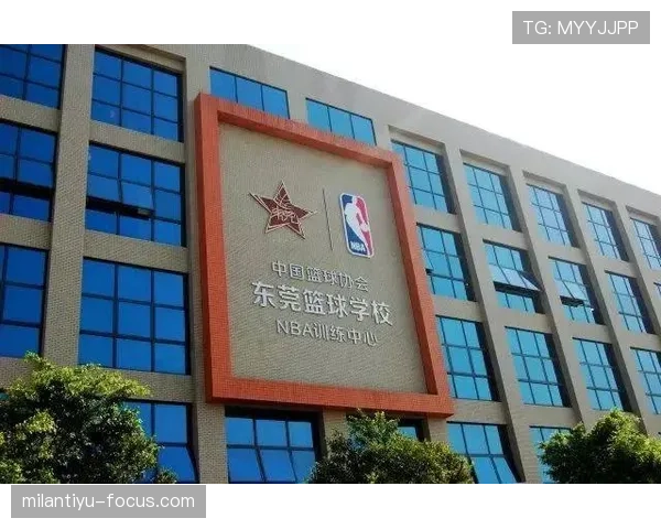 篮球着地空间规则的详细解读与判定边界 篮球着地空间规则的详细解读与判定边界